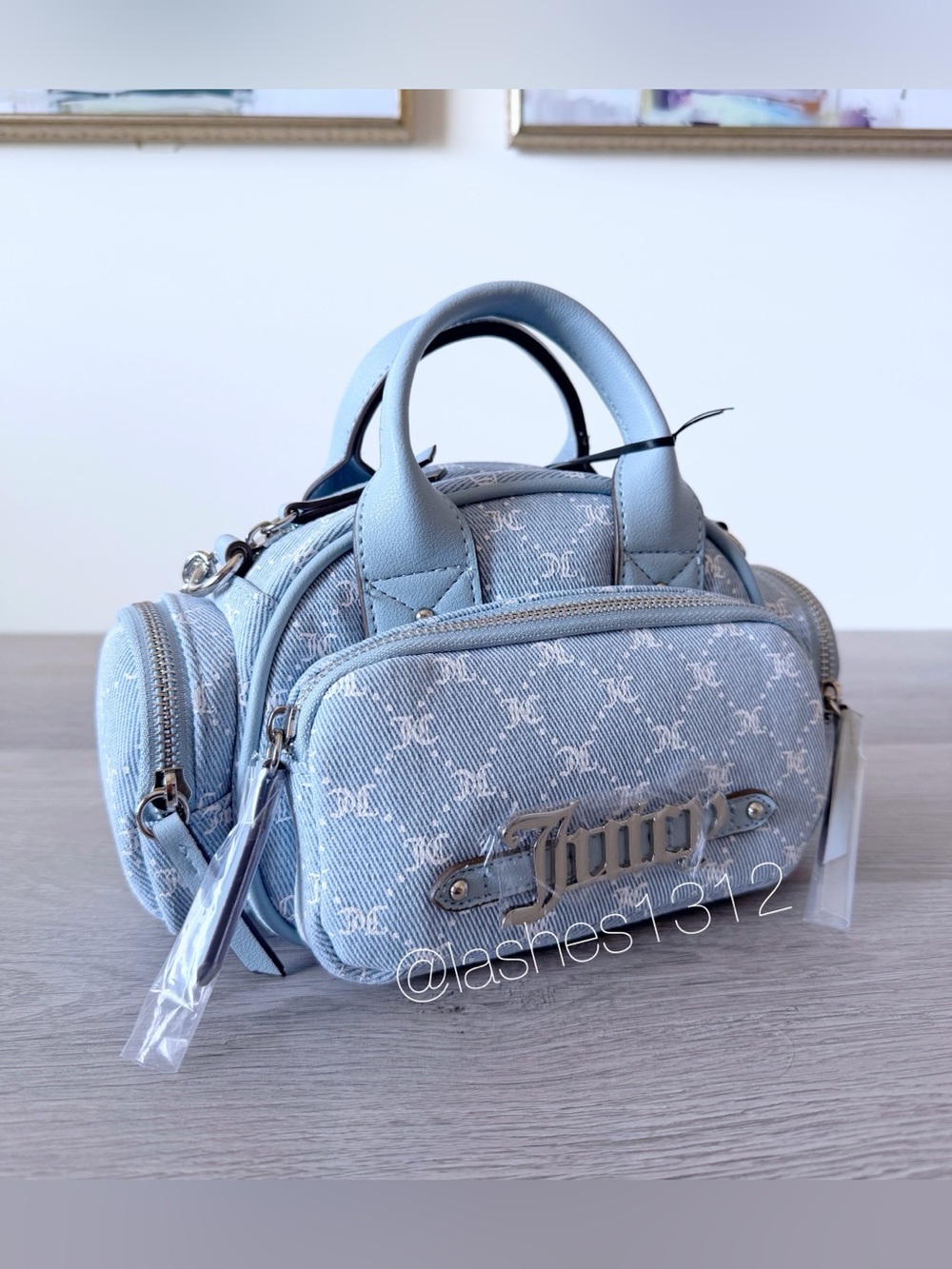 JUICY COUTURE Bag Shopaholic Crossbody - Blue Denim - Picture 4 of 8